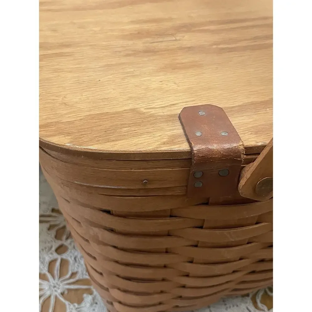 Vintage Longaberger Large Picnic Basket With Lid & Riser 1989 USA